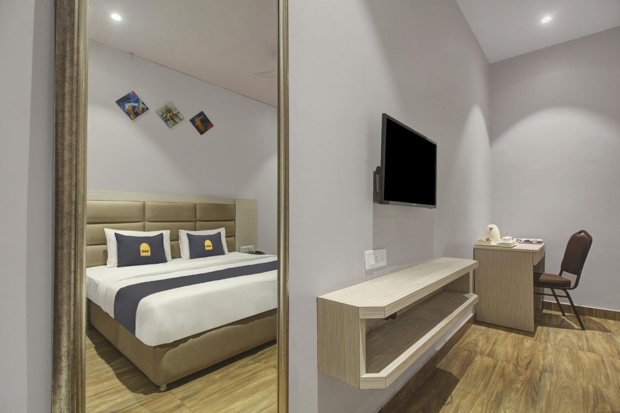 Townhouse Oak Sohotel Hāora Extérieur photo
