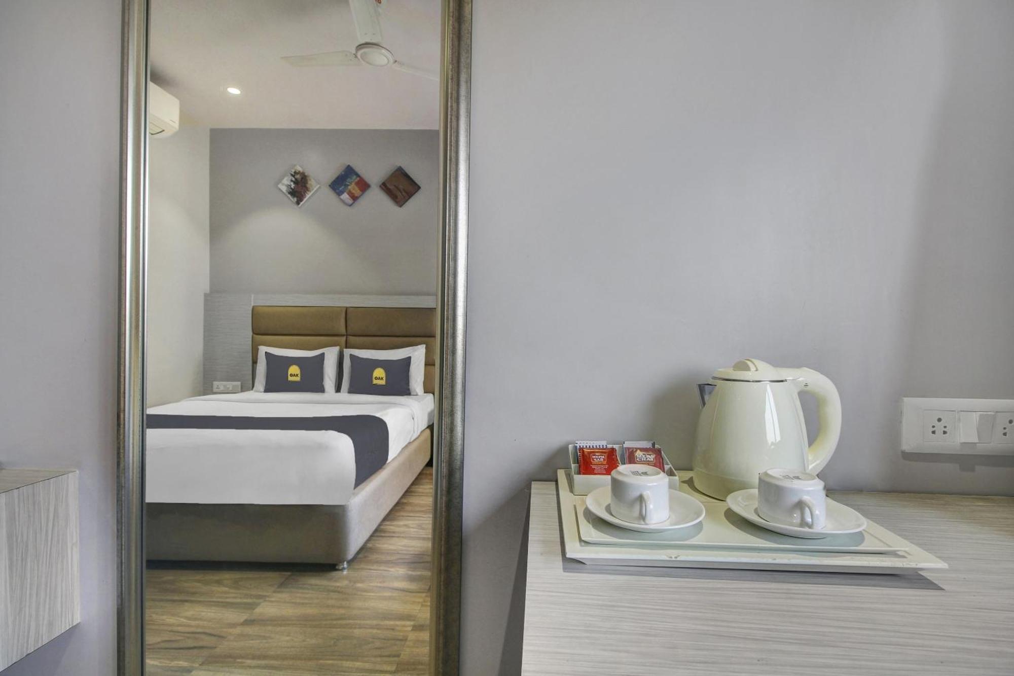 Townhouse Oak Sohotel Hāora Extérieur photo